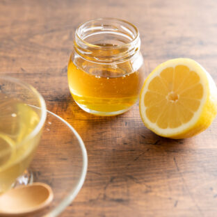 はちみつレモンの効果効能は？美容や健康への影響と作り方を徹底解説
