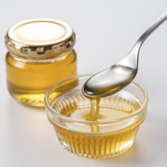非加熱と加熱はちみつの違いは？非加熱の危険性や注意点をご紹介